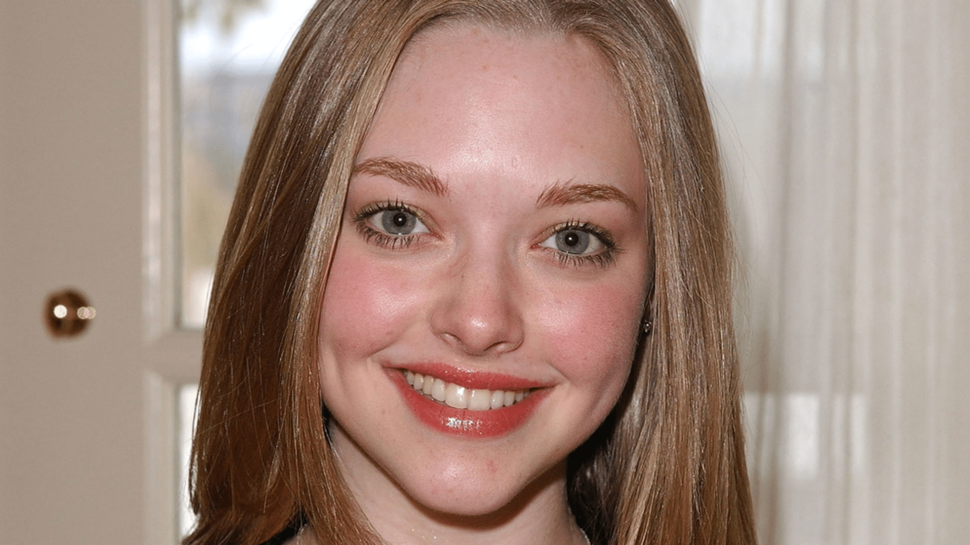 Protruding + Round Eyes