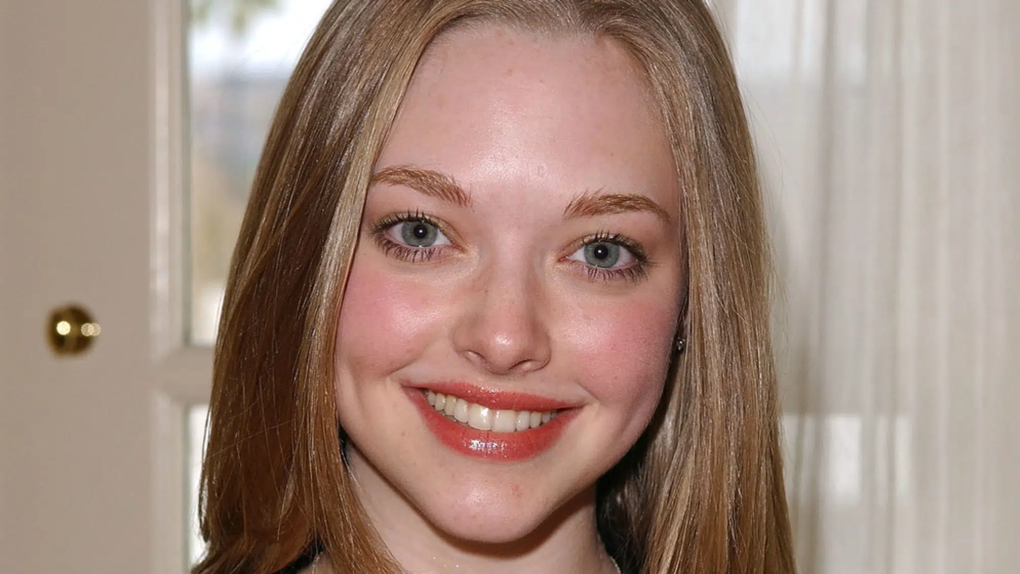 Protruding + Round Eyes