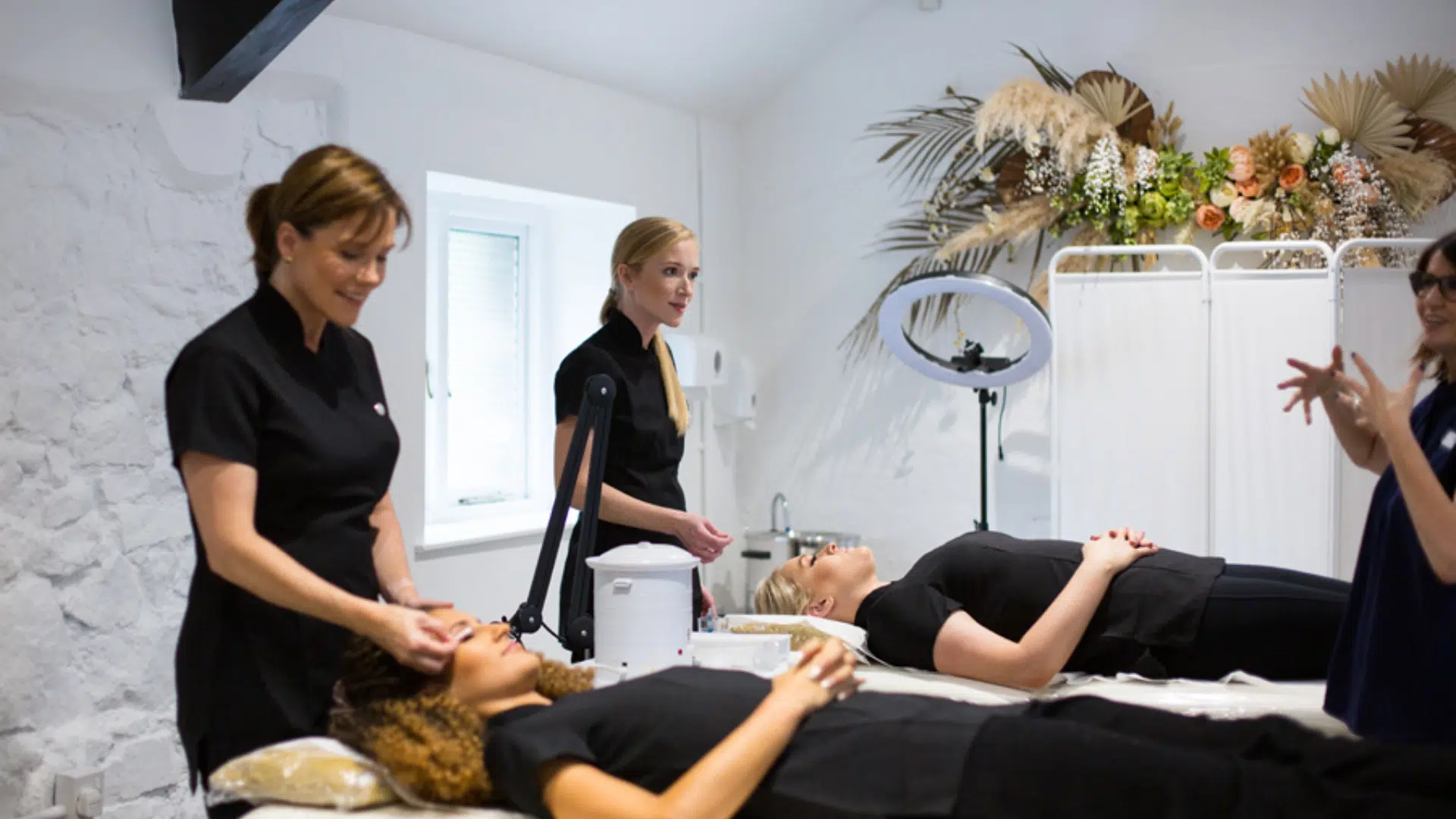 Steps to Becoming a Beauty Therapist