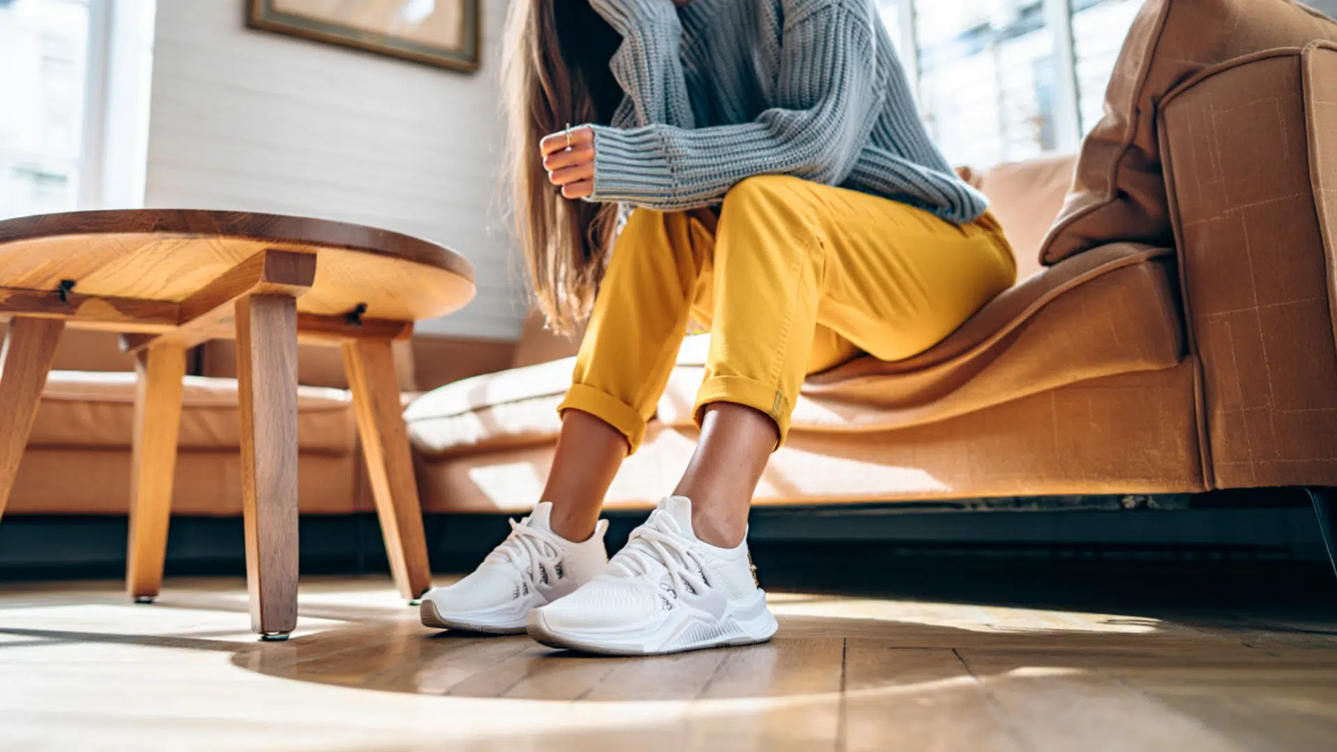 Oversized Grey Sweater with White Sneakers