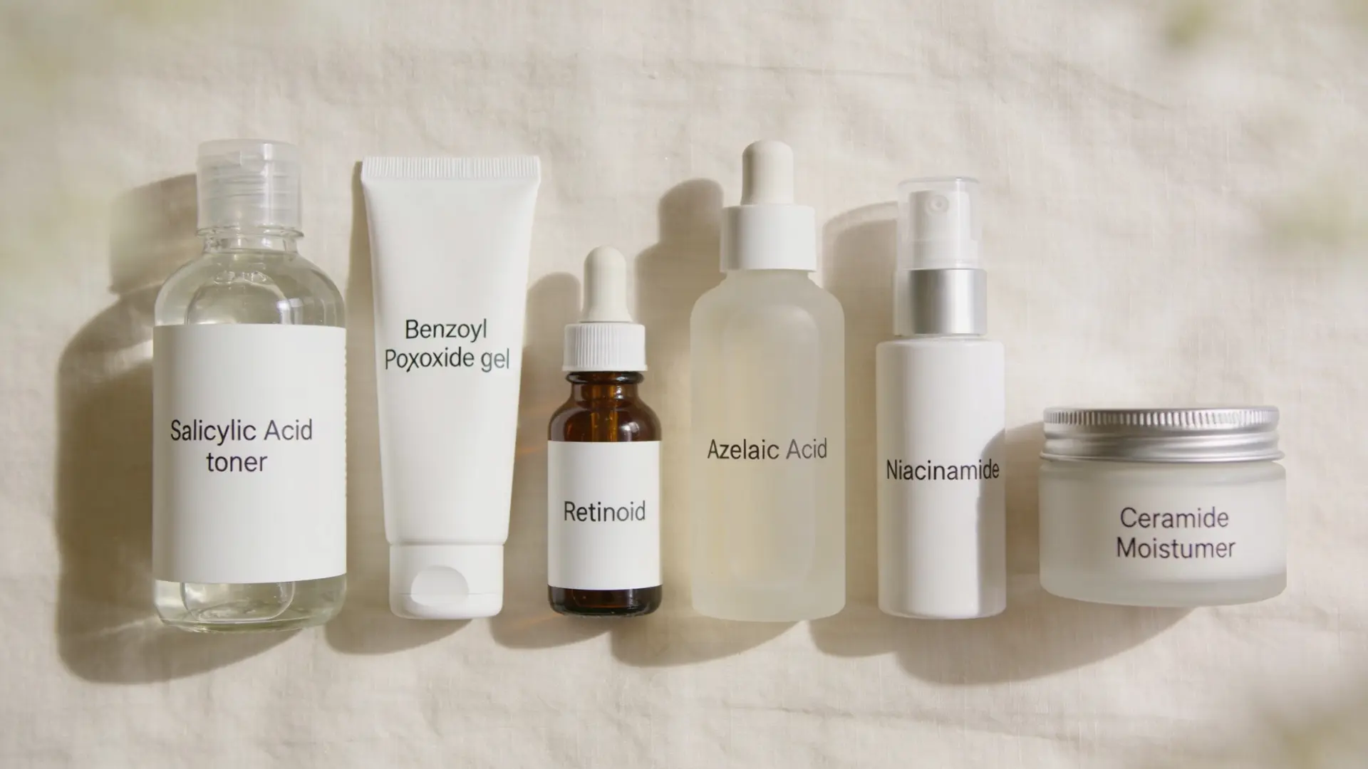 _Clinically proven acne treatments including salicylic acid retinoid and niacinamide serums