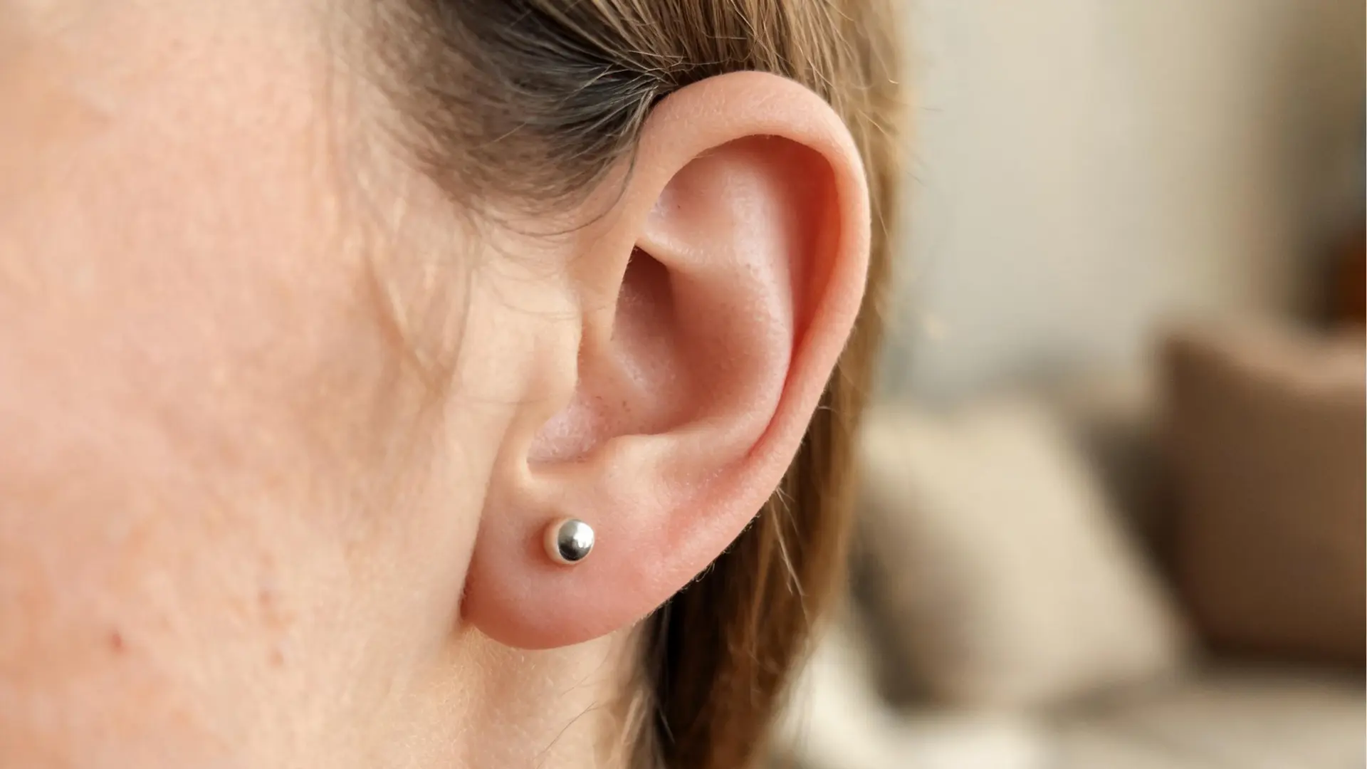 Standard lobe piercing with simple stud