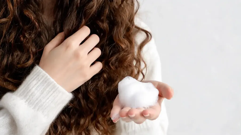is-mousse-bad-for-your-hair-all-you-need-to-know